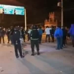 Início de greve geral na Bolívia gera conflito e polícia intervém com manifestantes na fronteira