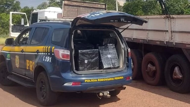 Caminhoneiro sai de Corumbá com cocaína em meio a carga de minério e acaba preso
