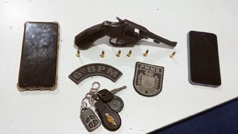 Dupla é presa em posse de arma de fogo em Ladário