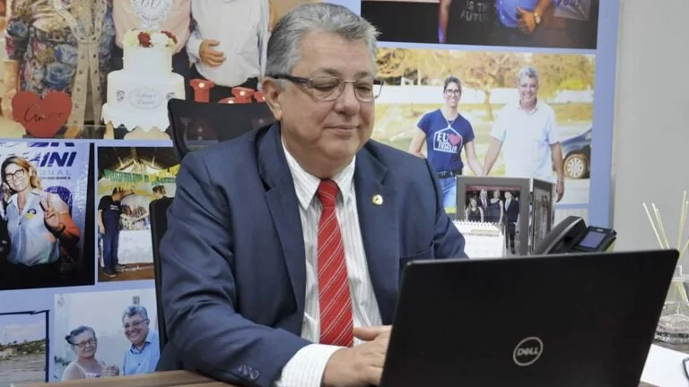 Evander declara apoio a projetos entregues pelo governo para Refis e isenção da tarifa de luz