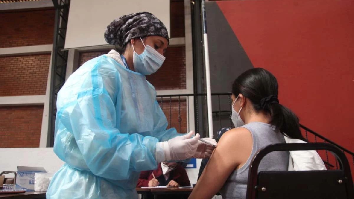 Você está visualizando atualmente Equador é o primeiro país da América Latina a adotar vacinação obrigatória