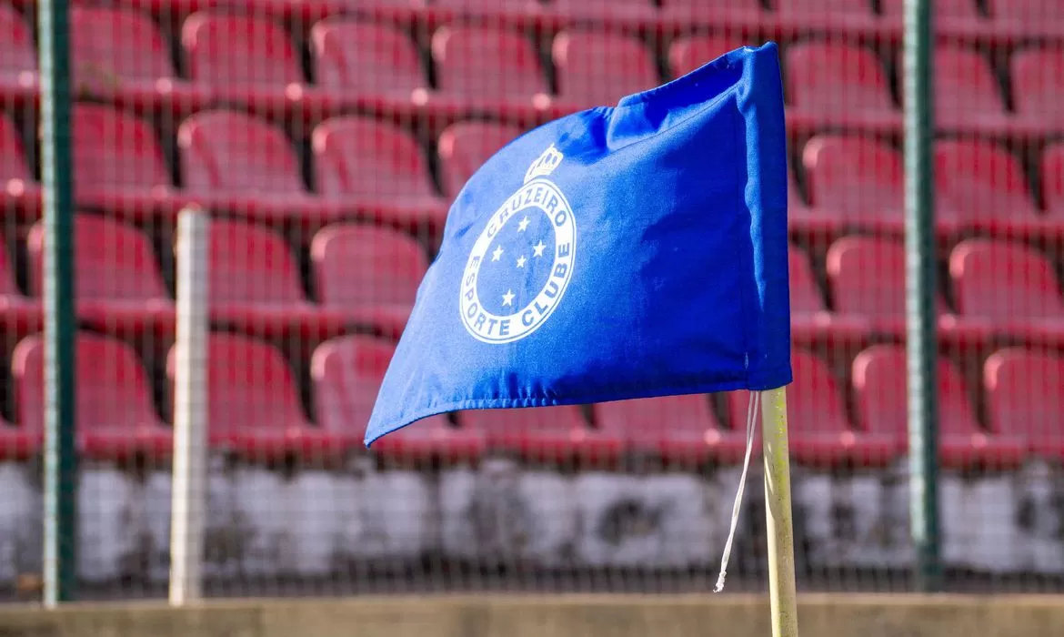 Você está visualizando atualmente Cruzeiro acerta com o técnico uruguaio Paulo Pezzolano