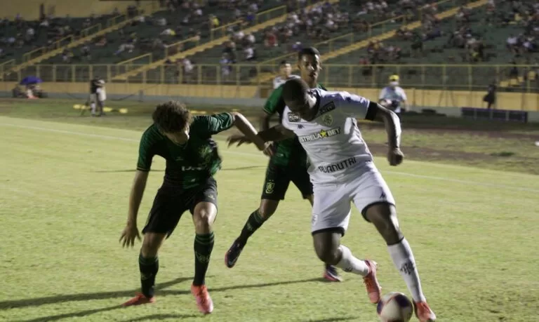 Copinha: América-MG vence Botafogo e volta à semifinal após seis anos