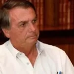 Bolsonaro critica vacinação de crianças e diz que filha não será vacinada