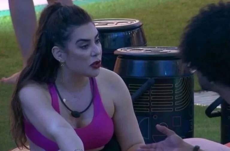 BBB22: Em menos de 24 horas, brothers já reclamam de Naiara Azevedo