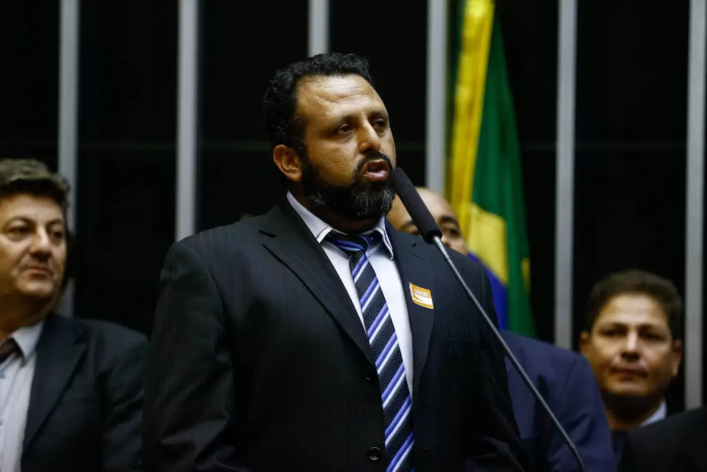 No momento, você está visualizando Foi um erro apoiar Bolsonaro, diz líder caminhoneiro Chorão