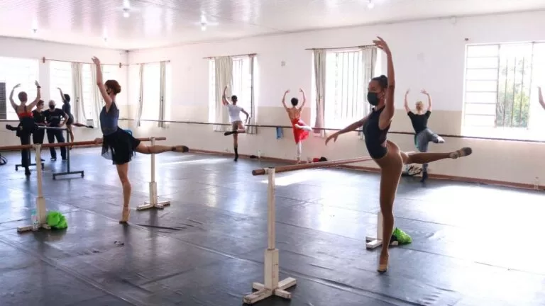 Cia de Dança do Pantanal realiza segunda etapa da seleção de bailarinos