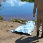 Corpo com ferimento no pescoço é encontrado por pescadores no Rio Paraguai