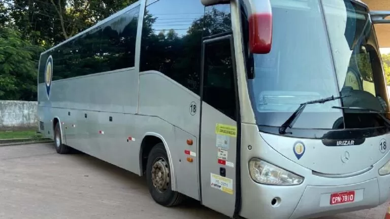 PF prende duas pessoas por promover imigração ilegal de 27 bolivianos em Corumbá