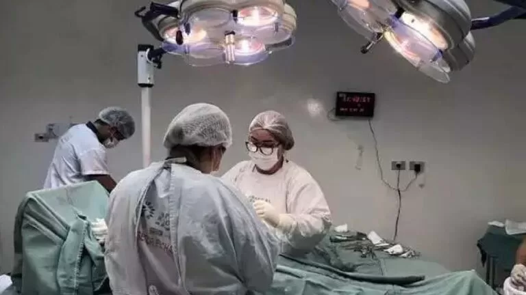 Procedimentos estéticos no Paraguai provocam surto de infecções em MS