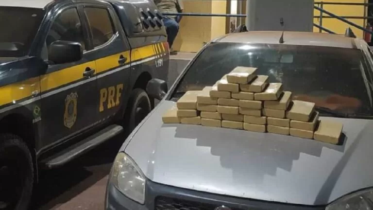 Dupla sai de Corumbá com 31 KG de cocaína e acabam presos pela PRF