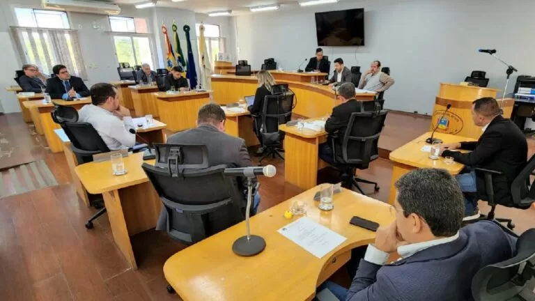 Vereadores aprovam reajuste de 12,13% para os servidores municipais