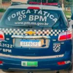 Jovem tem celular roubado enquanto aguardava carro de aplicativo no centro de Corumbá