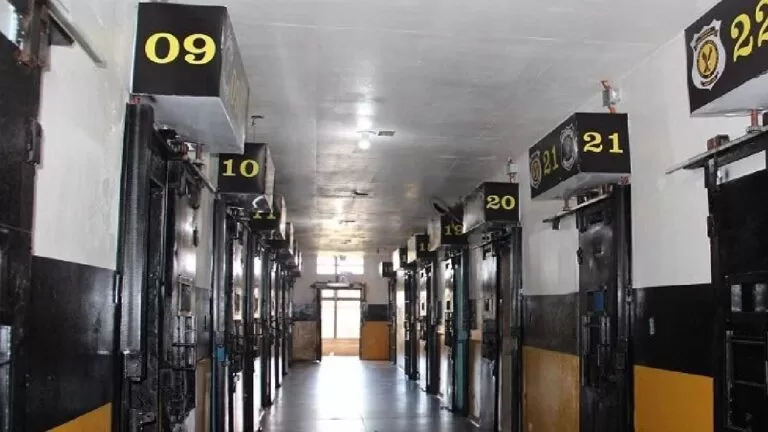 Projeto piloto, sistema automático de travamento de portas é implantado em pavilhão da Máxima