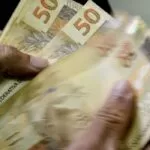 Salário mínimo de R$ 1.320 começa a valer hoje