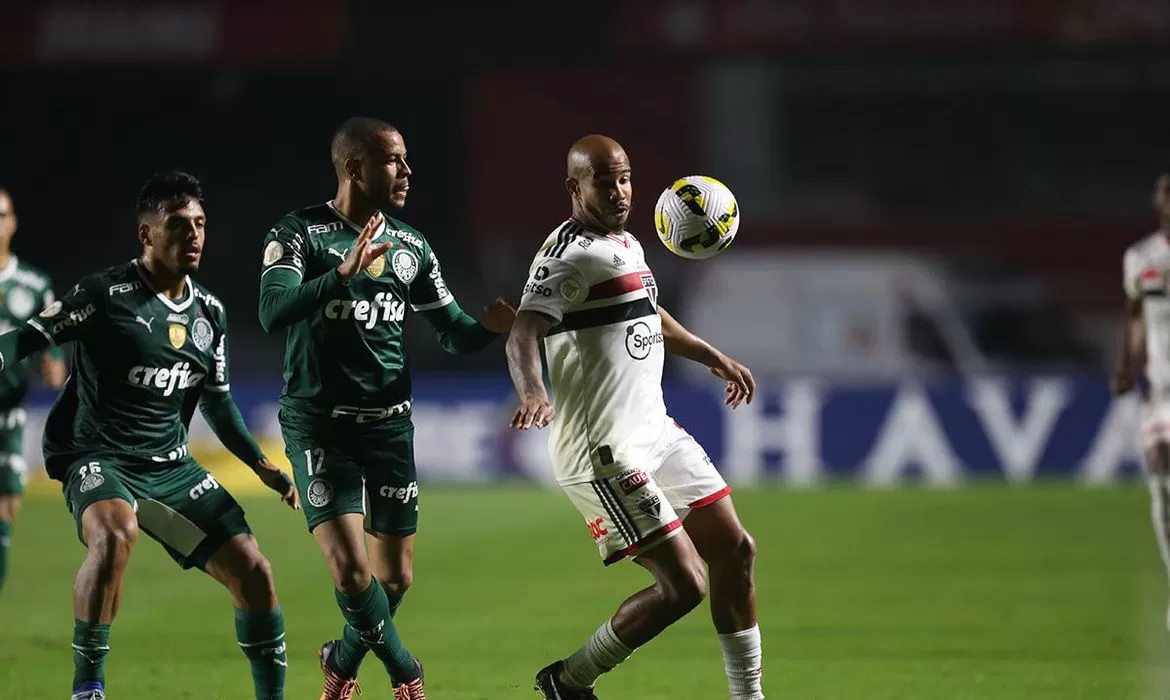Leia mais sobre o artigo São Paulo supera Palmeiras na ida das oitavas da Copa do Brasil