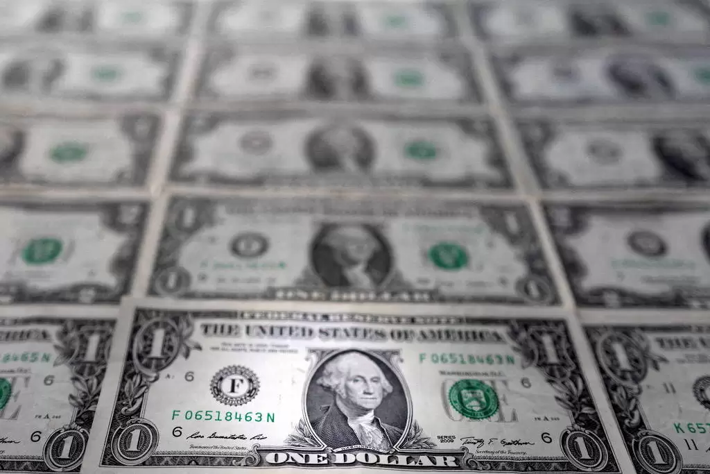 Você está visualizando atualmente Dólar salta a R$ 5,43 com investidores à espera de recessão