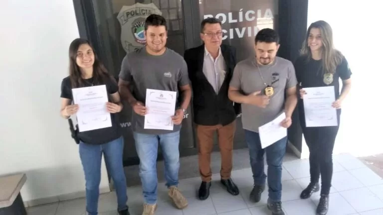 Câmara homenageia policiais civis por ação contra maus-tratos a animais em Corumbá
