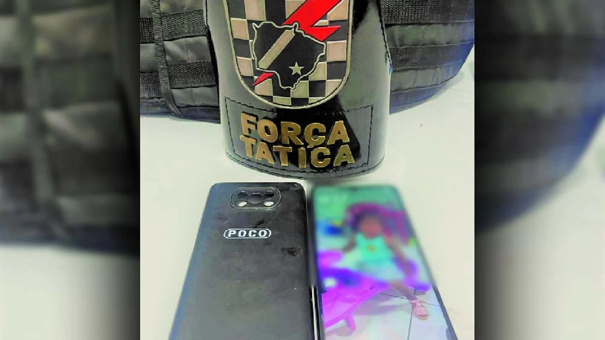 Você está visualizando atualmente Força Tática prende foragido da justiça e recupera celular furtado de lava jato