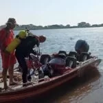 Bombeiros procuram jovem que desapareceu enquanto nadava na prainha do Porto Geral