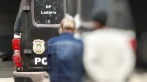 Leia mais sobre o artigo Suspeitos de integrar facção criminosa e praticar tráfico e roubo de motocicletas são presos em Ladário
