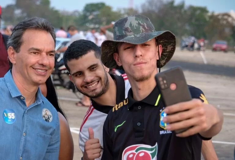 Capacitação ao mercado de trabalho e combate à evasão escolar estão nos planos de Marquinhos