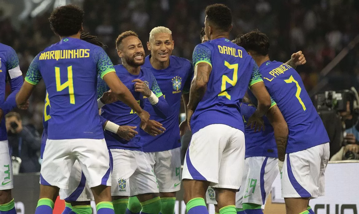 Você está visualizando atualmente Brasil aplica 5 a 1 na Tunísia, em último amistoso antes da Copa