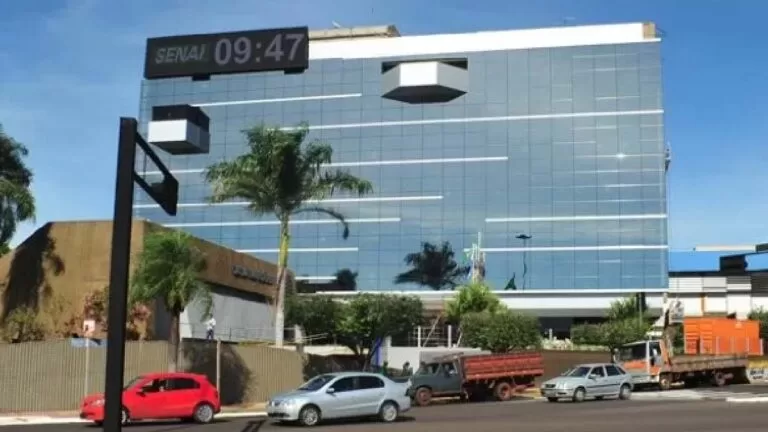 Fiems abre seleção com 24 vagas em oito cidades