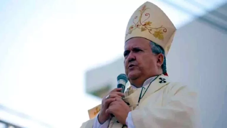 No dia de Nossa Senhora, Dom Dimas convoca fiéis a construir civilização do amor￼