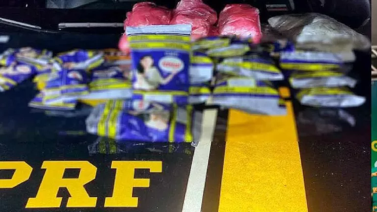 Boliviano é preso pela PRF transportando cocaína em embalagens de café na BR-262