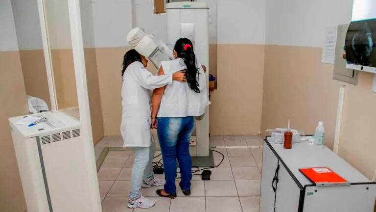 Câmara reforça ações do Outubro Rosa para detecção precoce do câncer de mama