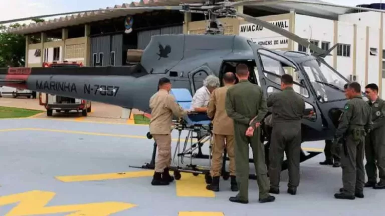 Com suspeita de lesão na coluna, idosa é resgatada pela Marinha no Pantanal