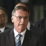 Bolsonaro é atendido no Hospital das Forças Armadas com dores abdominais