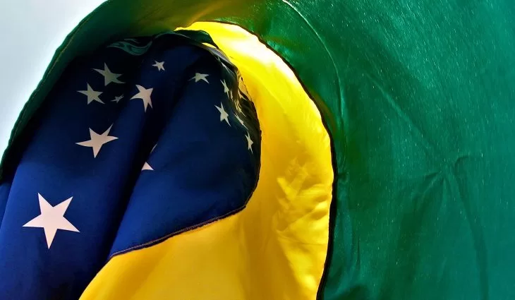 Leia mais sobre o artigo Servidores estaduais terão expediente reduzido na quinta para ver o jogo do Brasil