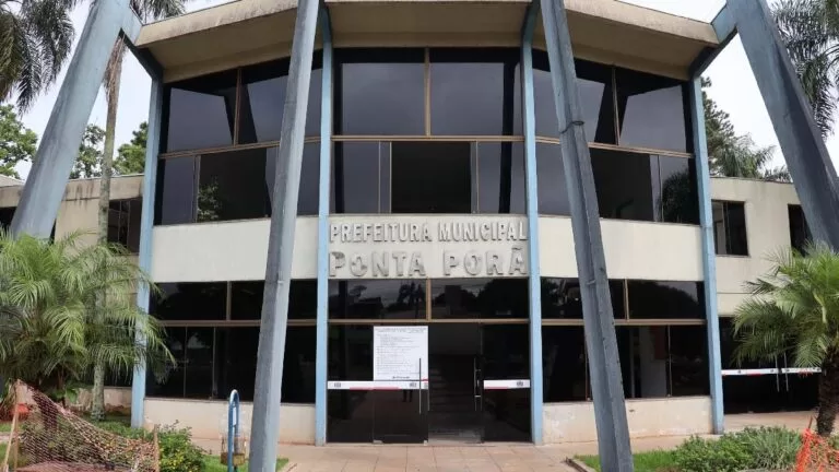 Prefeitura de Ponta Porã abre concurso para 860 vagas com salários de até R$ 9,9 mil