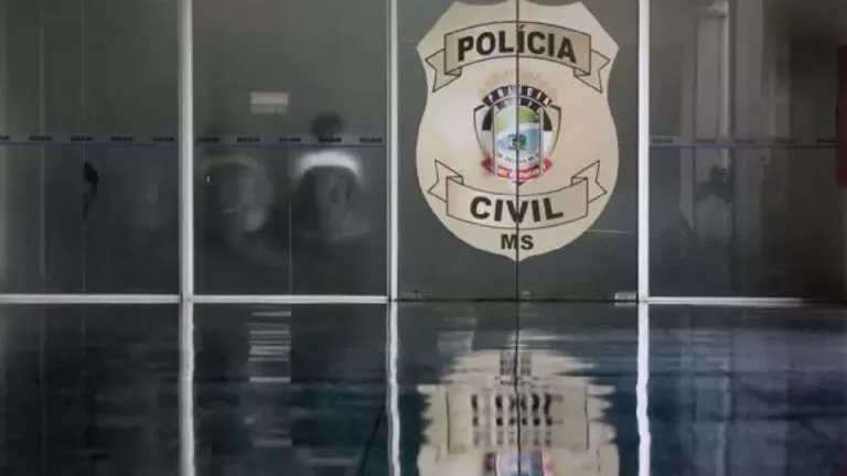 Homem é preso em ônibus quando seguia viagem para matar a ex em MS