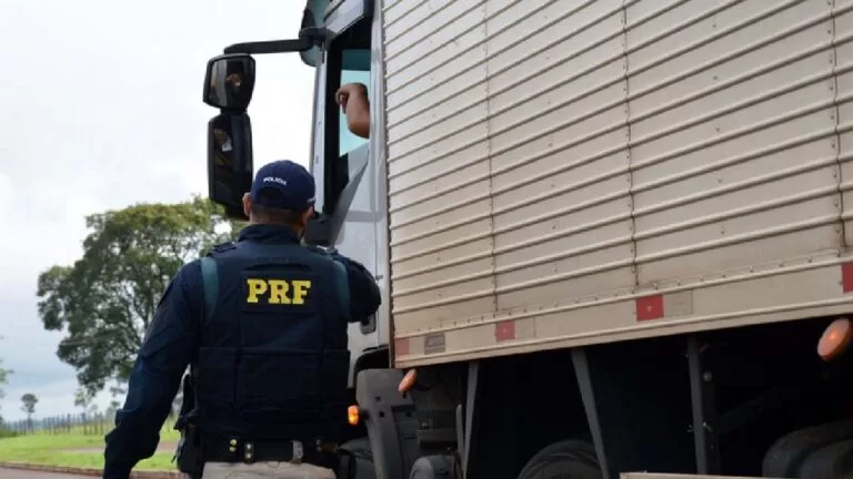 PRF encerra operação Natal 2022 sem registro de mortes nas rodovias federais em MS