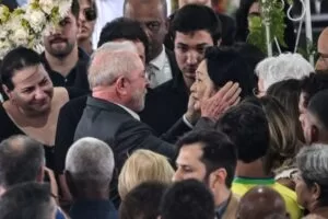 Leia mais sobre o artigo Presidente Lula presta última homenagem a Pelé