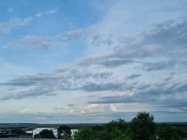 Sexta-feira tem previsão de tempo instável com sol e pancadas de chuva