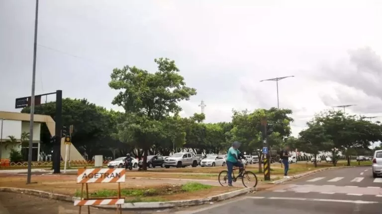 Chega ao fim concentração de bolsonaristas em avenida da Capital
