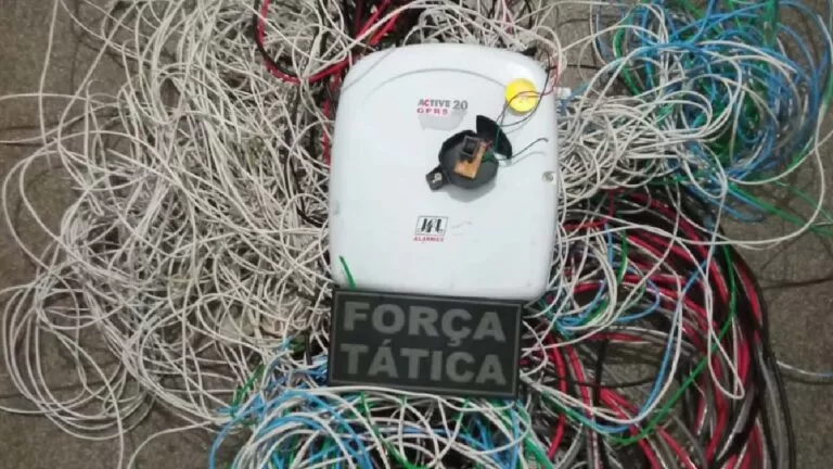 Ladrão que invadiu residência para furtar fiação é preso pela PM