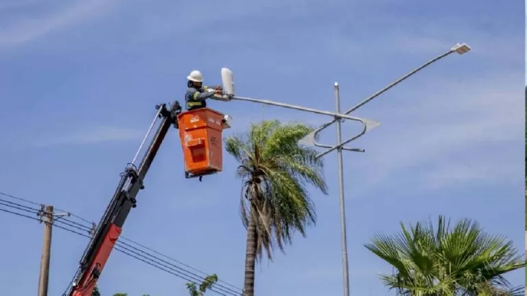 iluminação pública em Corumbá