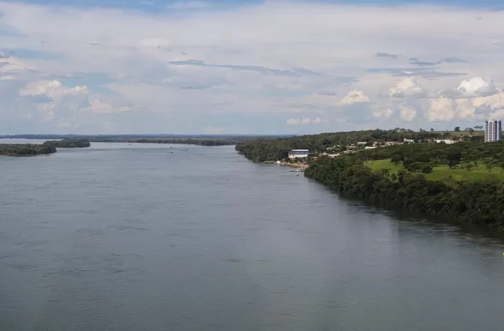 Você está visualizando atualmente Lançado edital para estudos de viabilidade da nova ponte entre MS e Paraná