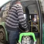 Agência orienta passageiros sobre transporte de pets em ônibus intermunicipal em MS