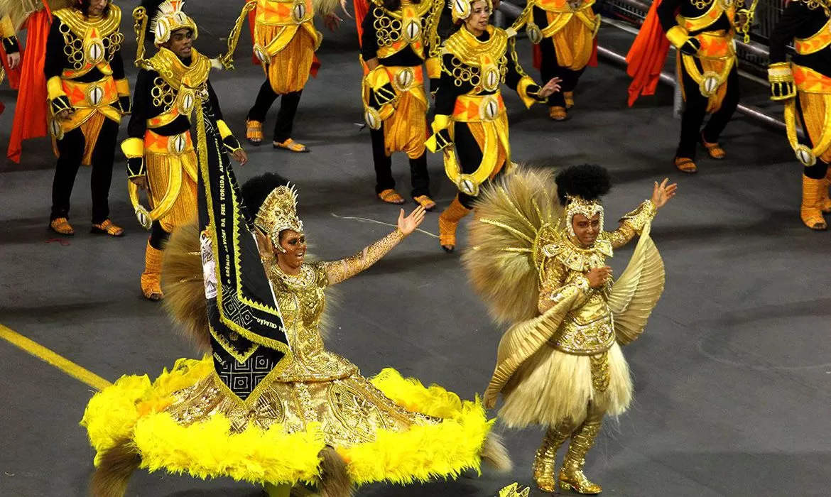 No momento, você está visualizando Conheça os enredos das escolas de samba de SP que desfilam hoje