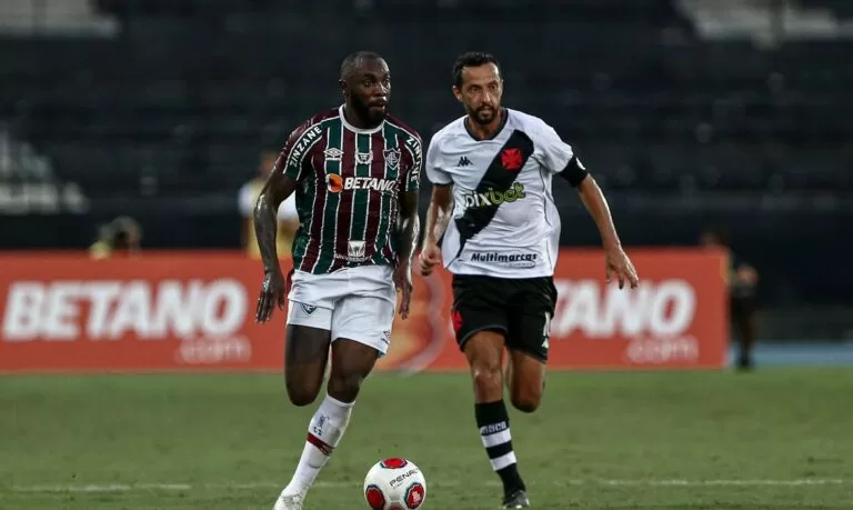 Fluminense e Vasco se enfrentam em clássico pelo Carioca