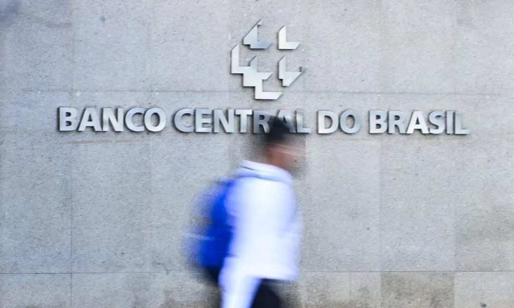 banco central mcajr abr 0104222273 0 Economia brasileira