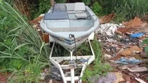 Leia mais sobre o artigo PM encontra embarcação furtada em matagal no bairro Universitário