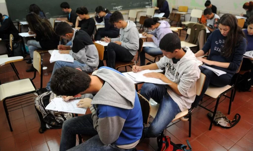 Folha MS - Notícias de Corumbá, Ladário e todo Estado de Mato Grosso do Sul 12 estudantes simulado do enem brasilia 0707161048 Folha MS