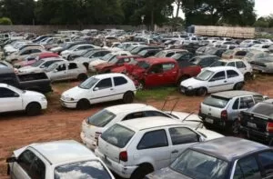 Leia mais sobre o artigo Leilão de veículos do Detran-MS tem todos os lotes arrematados e arrecada R$ 308 mil